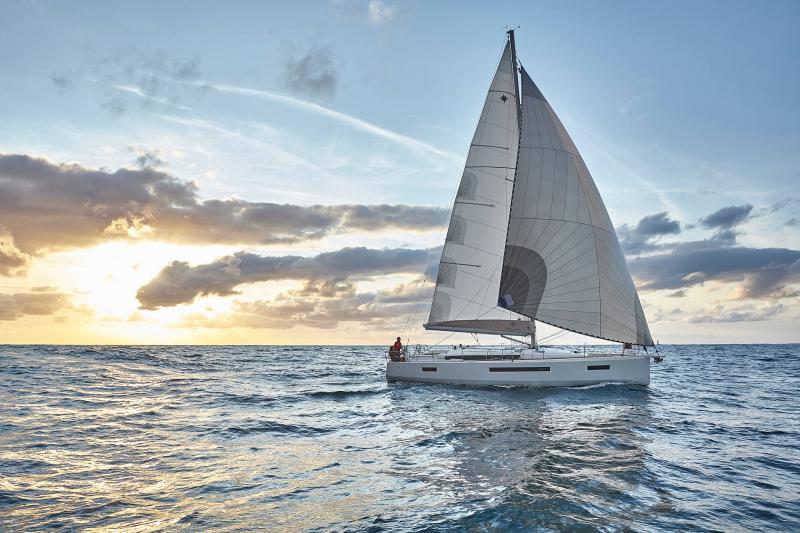 Sun Odyssey 490 │ Sun Odyssey of 14m │ Boat Sailboat JeanneauSun-Odyssey-490 19743