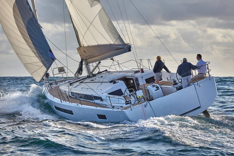 Sun Odyssey 490 │ Sun Odyssey of 14m │ Boat Sailboat JeanneauSun-Odyssey-440 19749