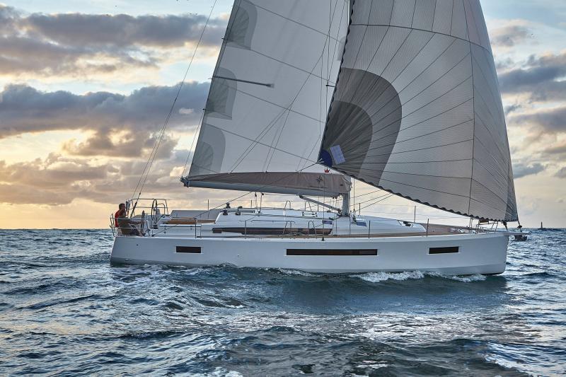 Sun Odyssey 490 │ Sun Odyssey of 14m │ Boat Sailboat JeanneauSun-Odyssey-490 19742