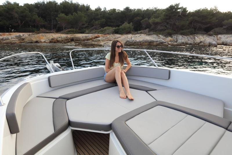 Cap Camarat 9.0 CC │ Cap Camarat Center Console of 9m │ Boat Moteurs JeanneauCC9.0CC 18839