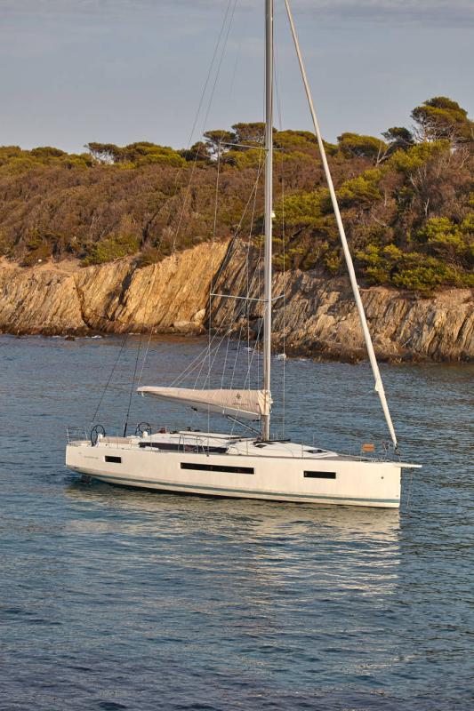 Sun Odyssey 490 │ Sun Odyssey of 14m │ Boat Sailboat JeanneauSun-Odyssey-490 19699