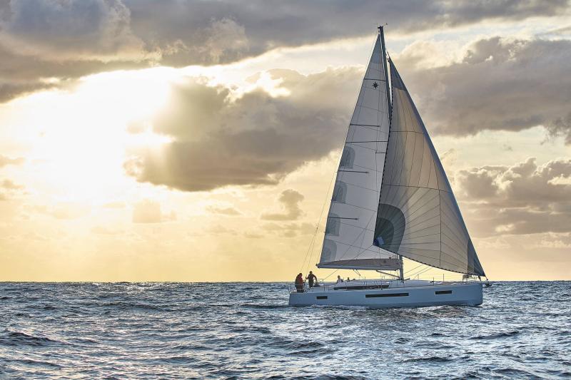 Sun Odyssey 490 │ Sun Odyssey of 14m │ Boat Sailboat JeanneauSun-Odyssey-440 19746